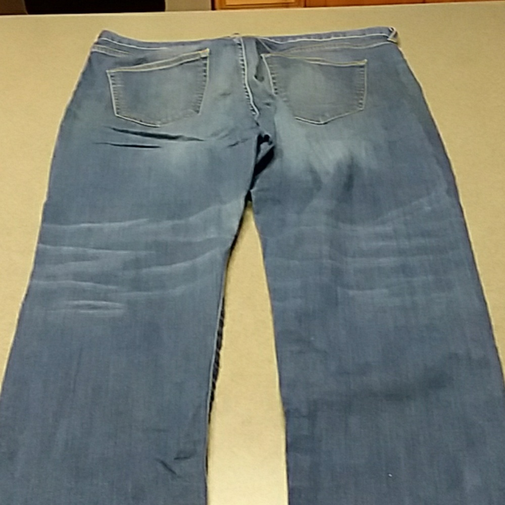 Jean's - Picture 4 of 4